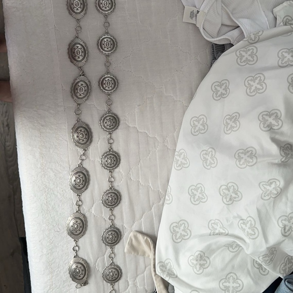 2 concho belt chains
